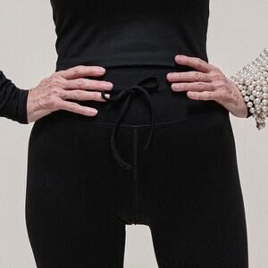 Girlfriend Collective Diana Drawstring Bike Shorts Sz S Black